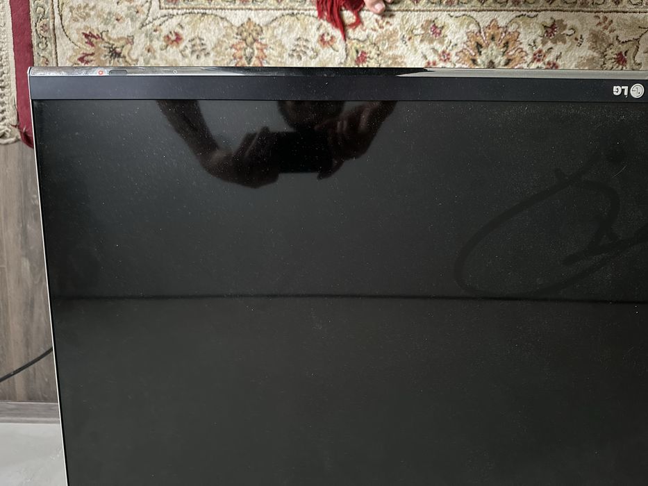 Телевизор LG Smart tv