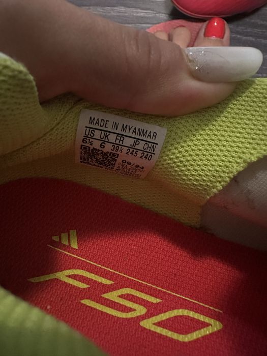 Ghete fotbal  impecabile