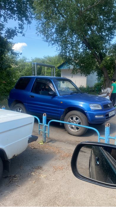 Продам ведеход джип японец