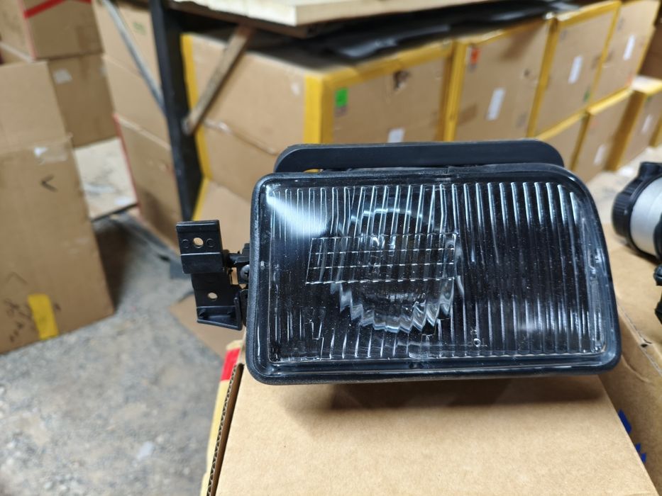 Туманки на БМВ Е34 Е36 Е38 BMW E34 E36 E38