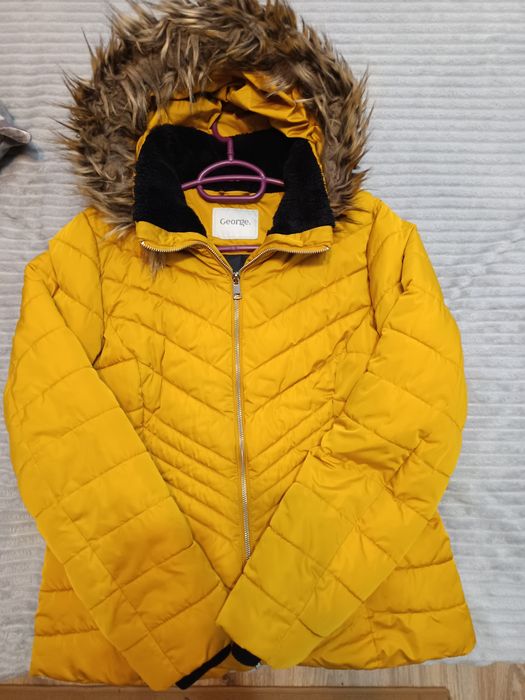 Продавамм дрехии