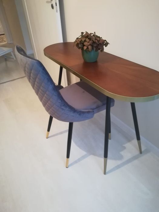 Consolă accent 121cm, frasin închis, picioare aurii