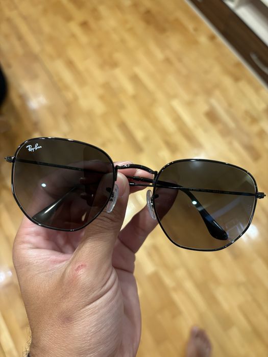 Продавам очила Ray Ban - RB3548
