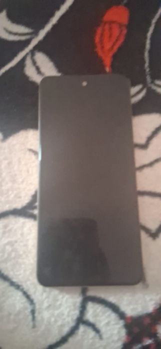 Telefon ZTE în stare bună ținut 2 luni de către copii