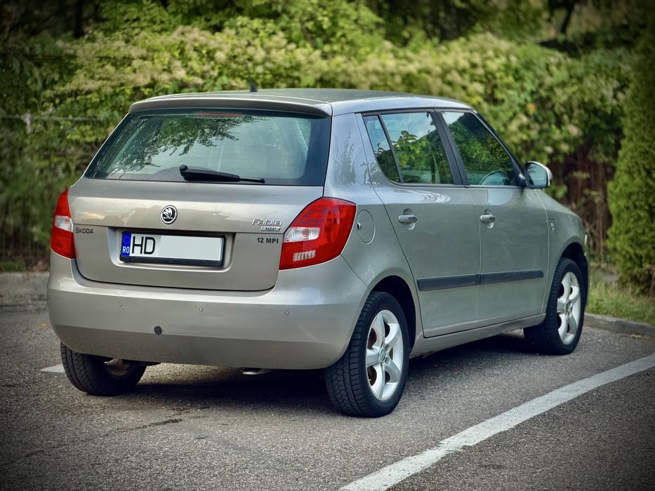 SKODA Fabia 2010 — imagine 3