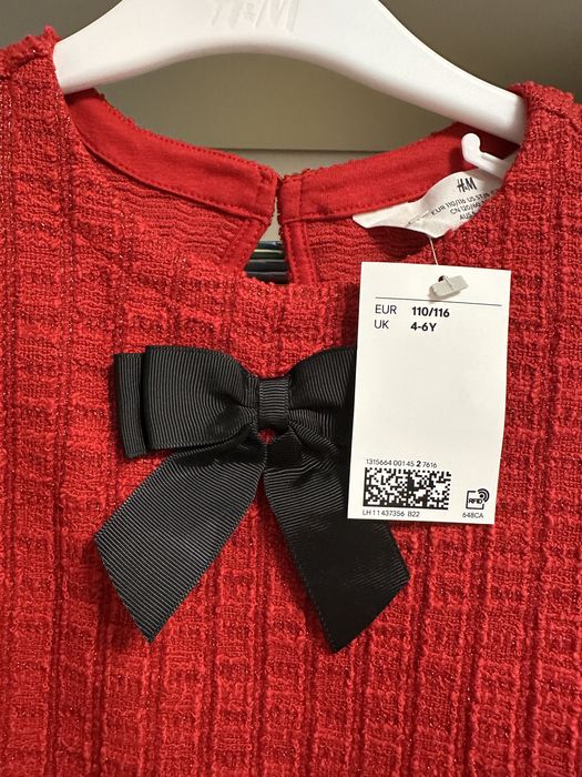 Rochita H&M marime 110/116 Noua