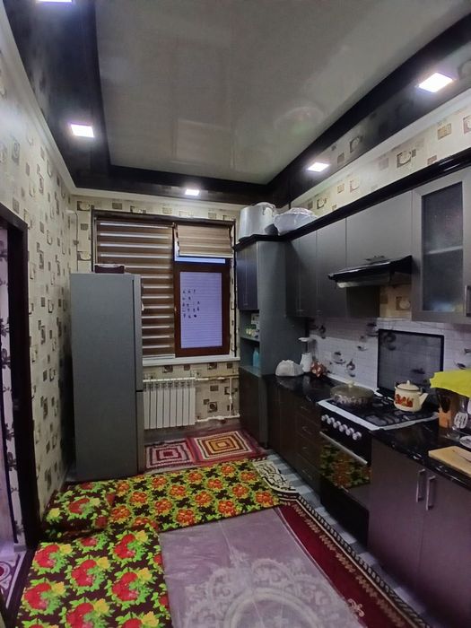 Квартира сотилади