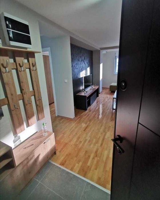 Дава се под наем Двустаен апартамент в Пловдив, Старият град - 58 кв.м за 265.2 € - Снимка #2