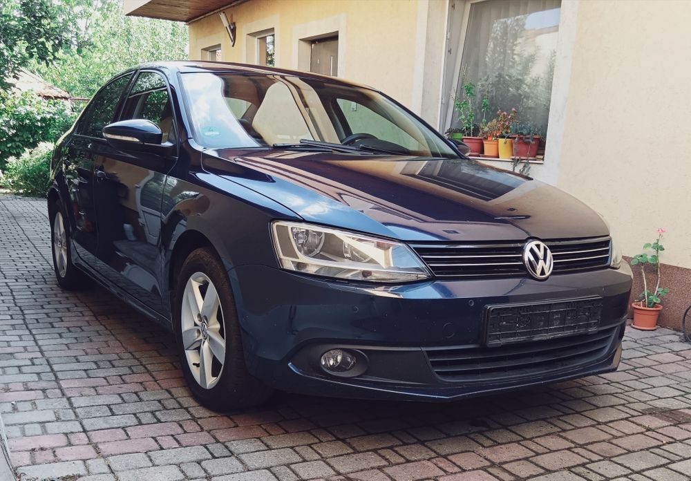 VOLKSWAGEN Jetta 2011 — imagine 2