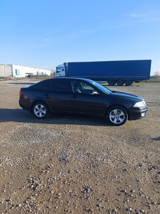 Skoda Octavia 2  2.0 TDI 140 cai bkd impecabil