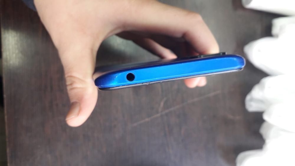 Редми 9с. Телефон