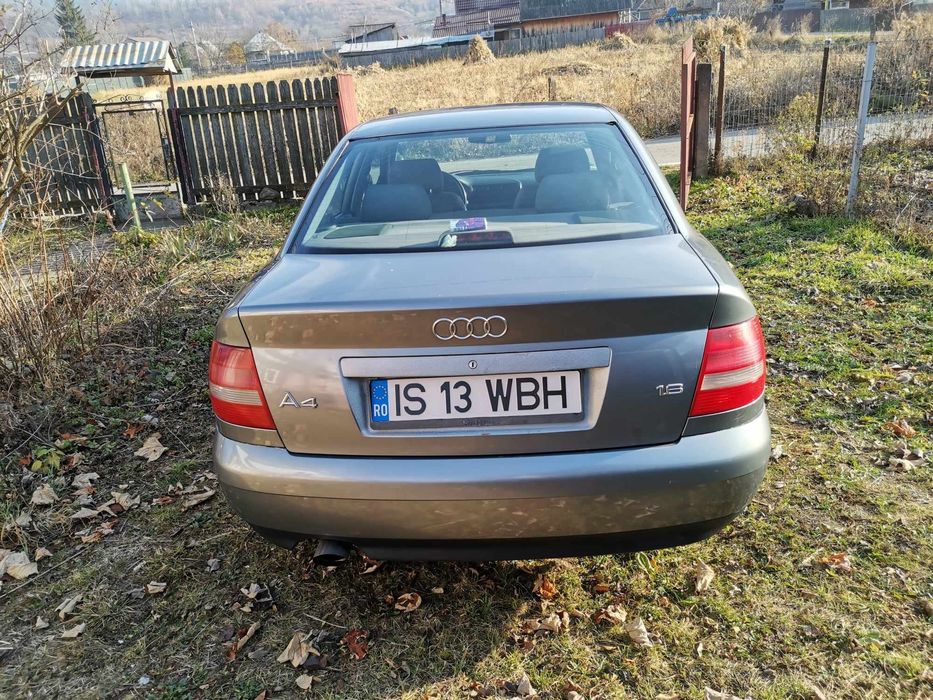 Vând Audi A4, 1.6 benzina, an 2000