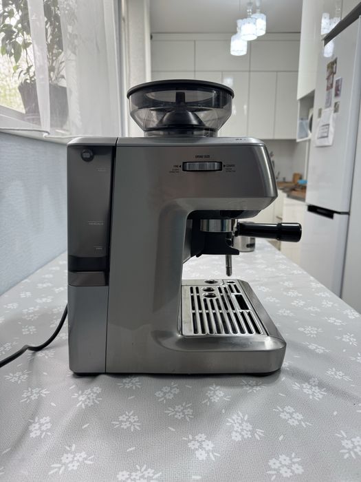 Премиальная кофемашина Sage SeS800