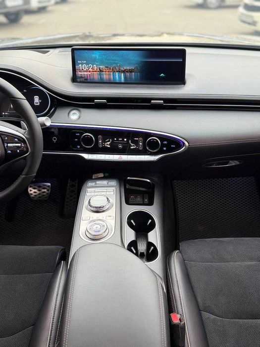 Hyundai Genesis GV70 4WD 2.5T