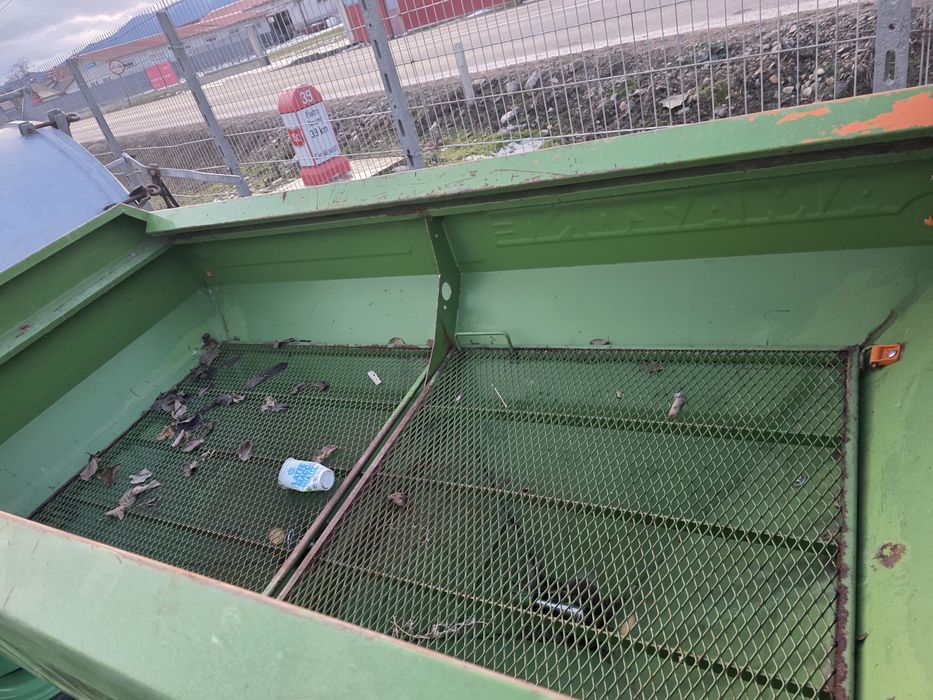 Distribuitor ingrasaminte Con azot Mig  azotiera MA azot Amazone 25002