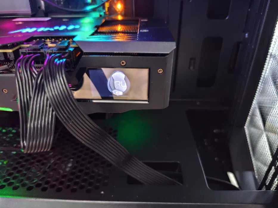Продам видеокарту RTX 3070 Aorus Master