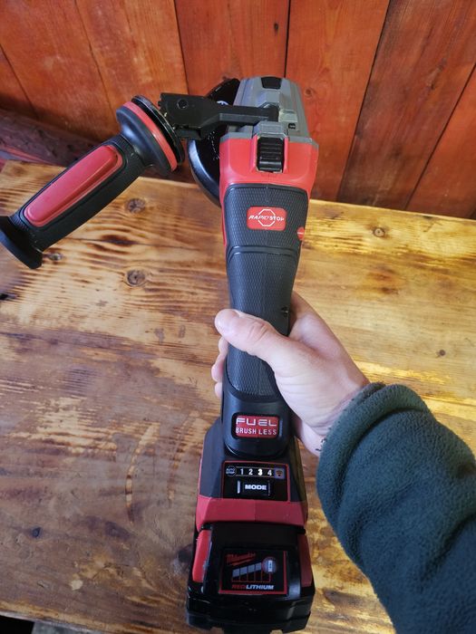 Flex Milwaukee M18 model nou