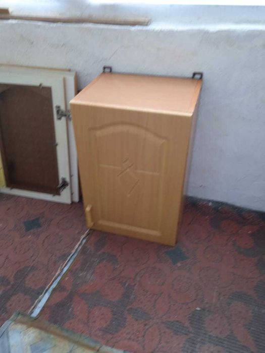 Продам кухоный гарнитур б/у.
