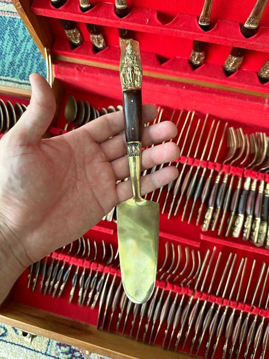 Столовые и Чайные предметы Бронза Тайланд