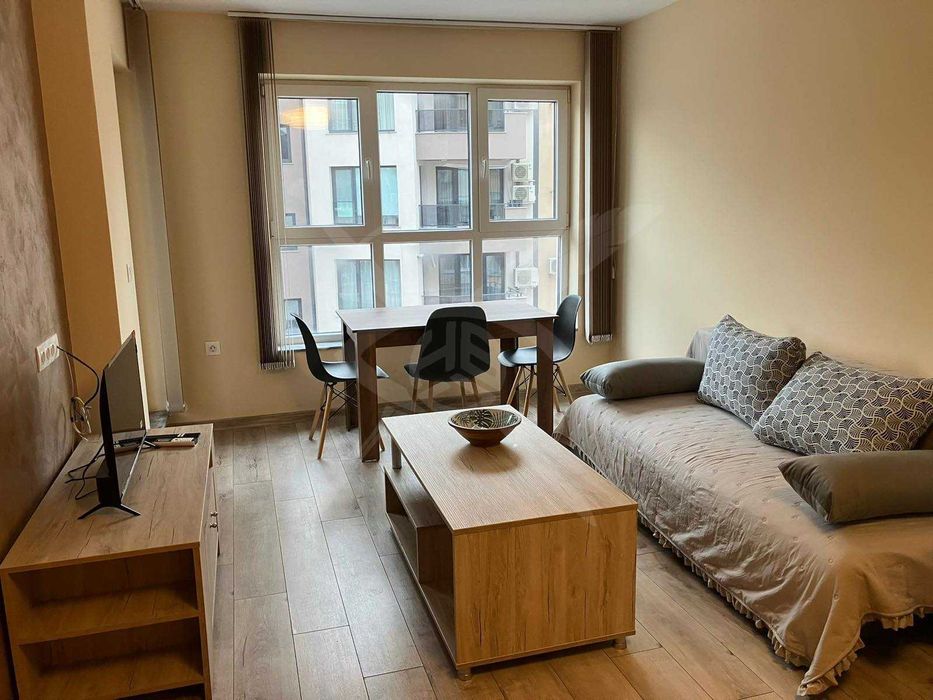 Двустаен апартамент в Центъра!