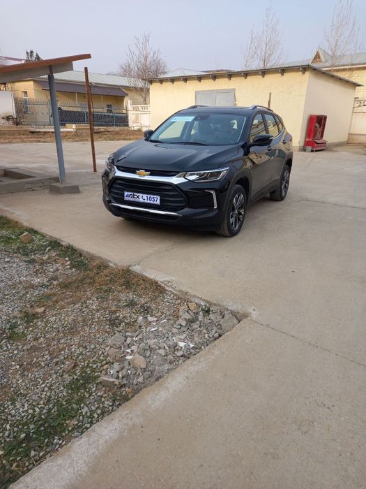 Trekr sotiladi 2023 yil dekabr