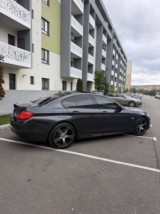 BMW Seria 5 2010 — imagine 2