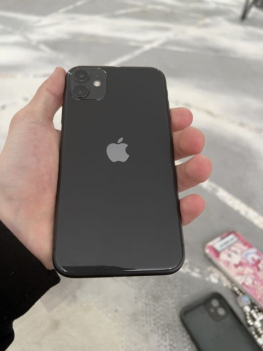 Айфон 11 идеальном состаяние