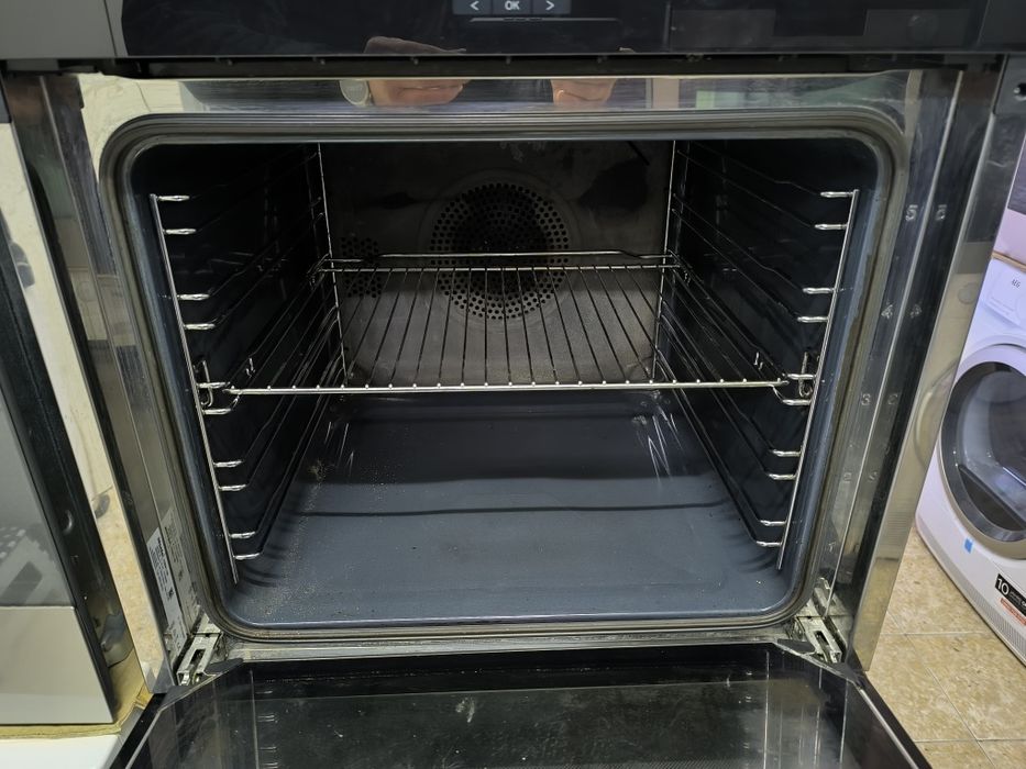 Фурна Miele H2661-1B - 76 литра - клас А