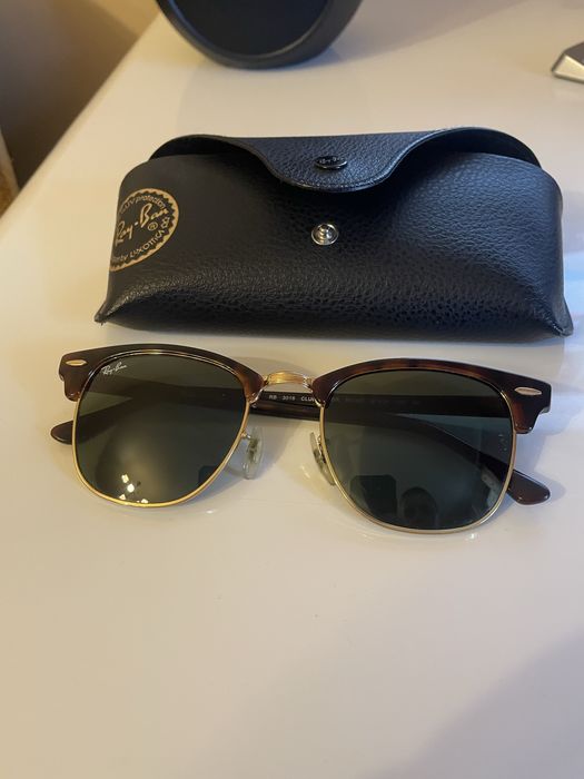 Ray ban purtati de cateva ori