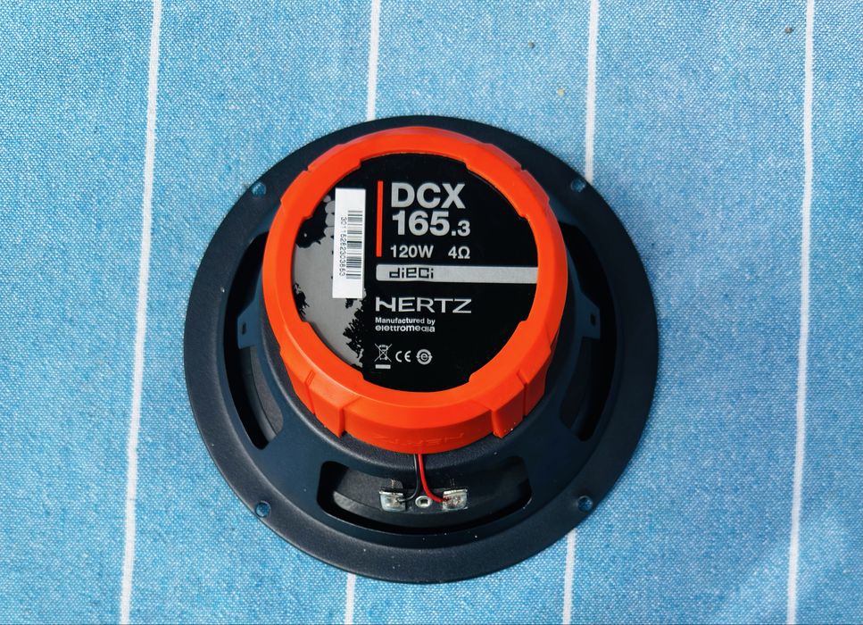 Авто аудио комплект – усилвател и колони HERTZ DCX 165.3