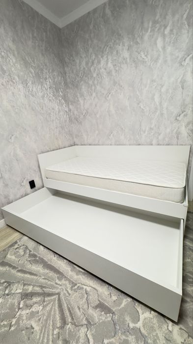 Продам кровать детскую