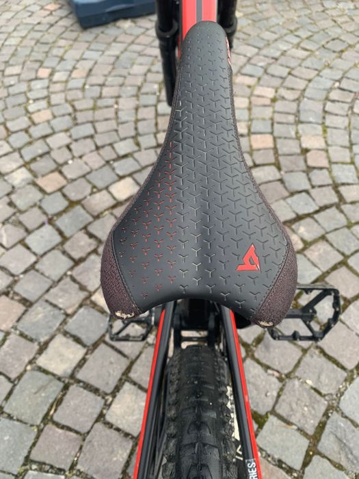 Vand YT Tues 2019 race(nu fac schimb)