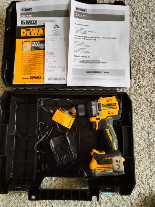 Винтоверт De Walt  DCD 800