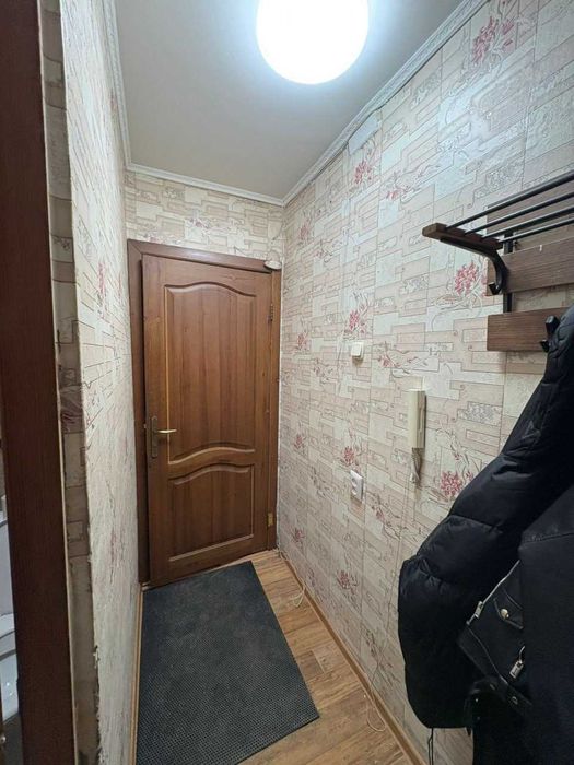 Продам 2 комнатную квартиру