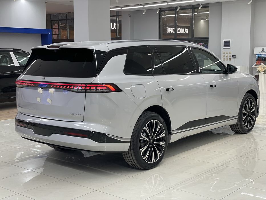 Dongfeng 008 restyling