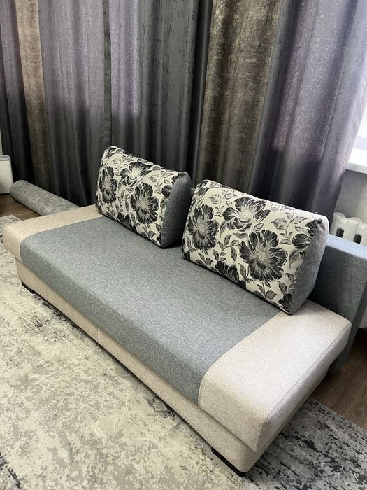 Продам диван в отличнои состоянии