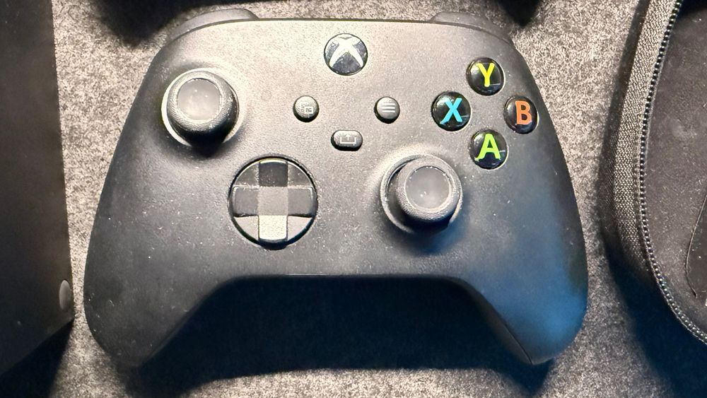 Xbox Series X + Controller Elite 2 +  KontrolFreek