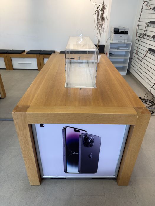 Masa showroom/prezentare