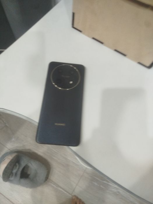 Продается  HUAWEI nova 12i