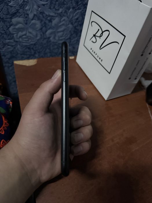 Iphone xr 100% ochilmagan