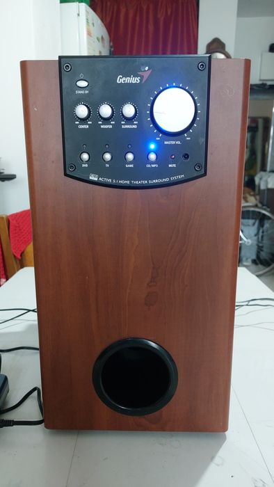 Subwoofer woofer tun bass Genius 5.1