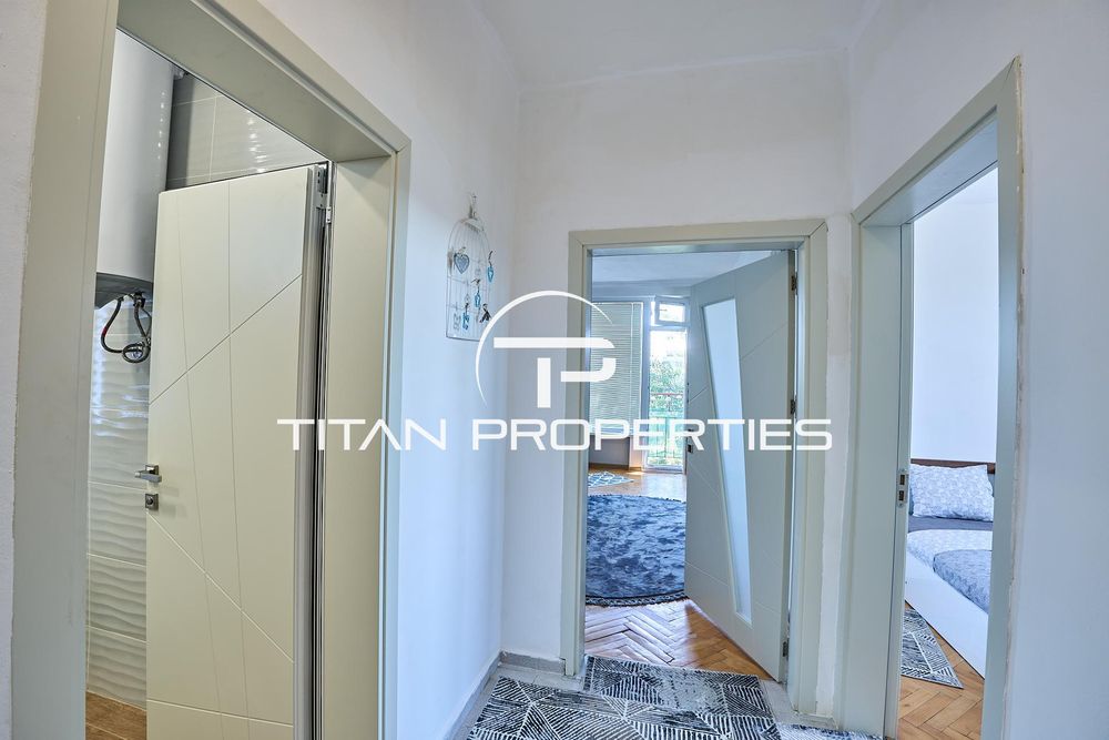 Дава се под наем Тристаен апартамент в Пловдив, Център - 90 кв.м за 661.98 € - Снимка #10