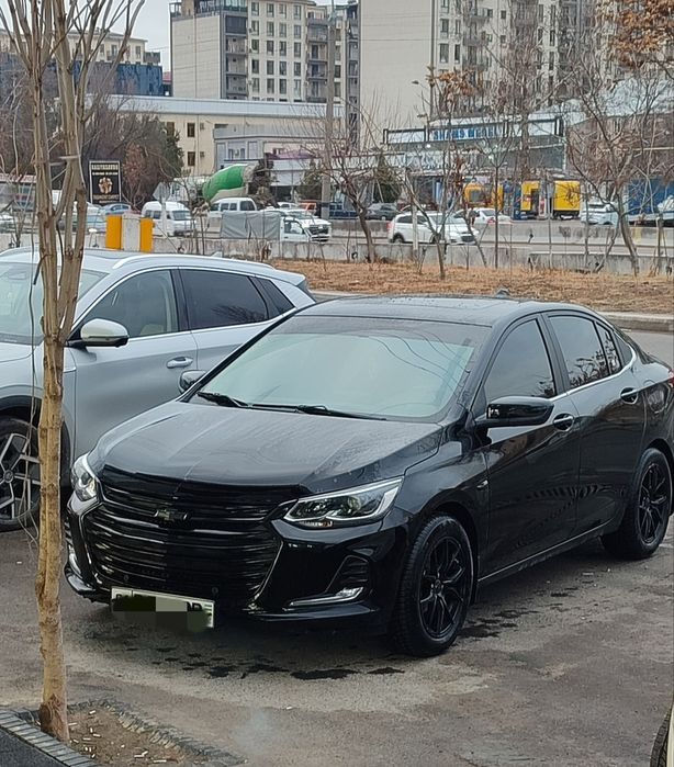 Onix Premier 2 2023 birinchi chiqganlaridan kraska toza yurgani halol.