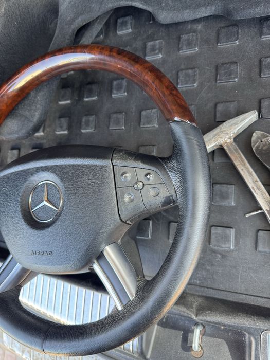 Руль ml gl 164