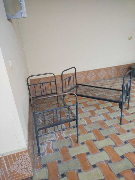 Bolalar kravatchalari sotiladi.