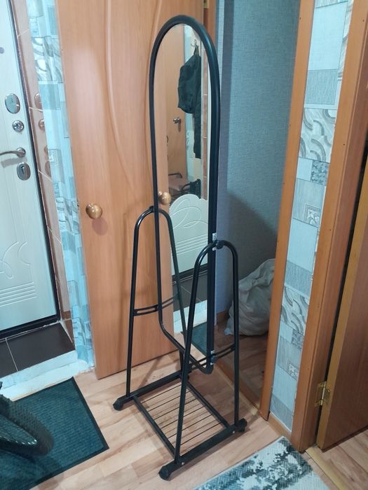 Продам зеркало. Новое.