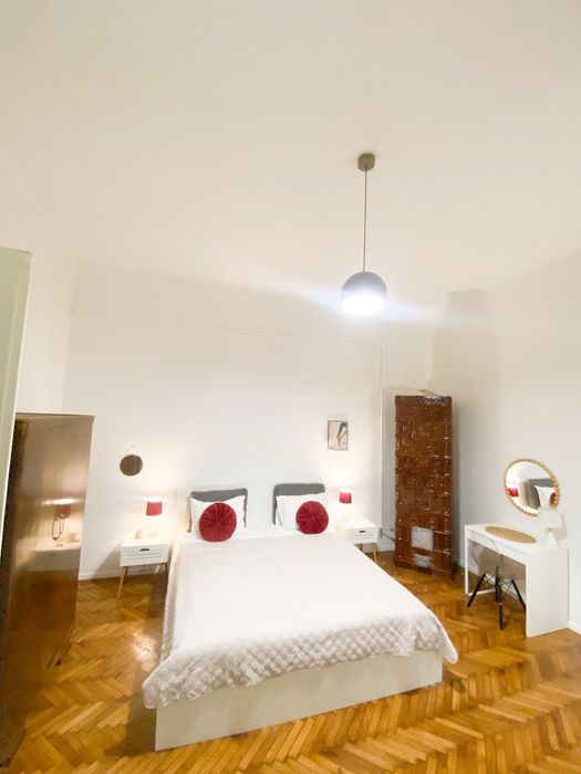 Regim hotelier central plata card vacanta