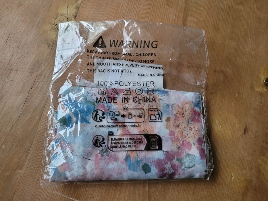 Esarfa model floral pastel