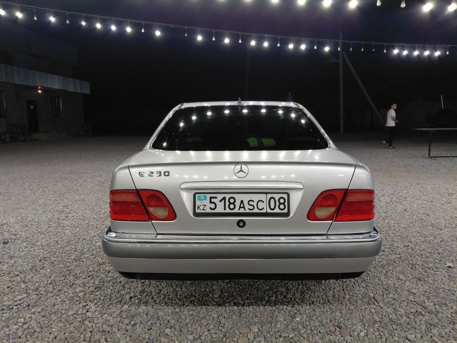 Срочно продам мерседес  W210