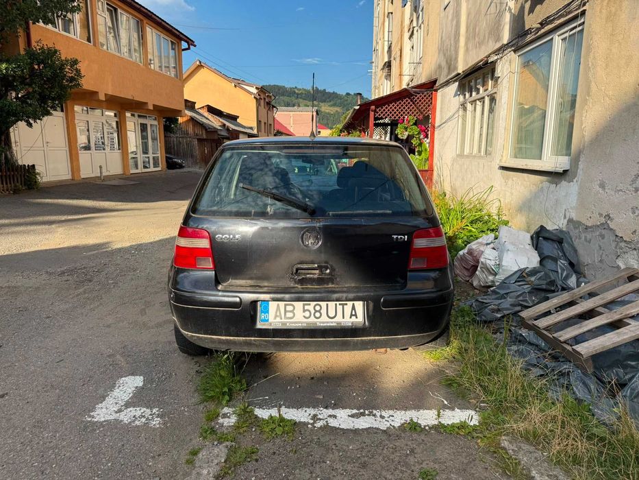 Vând autoturism Golf 4